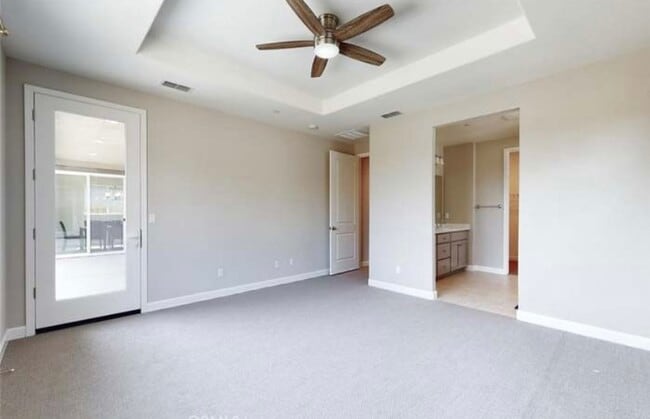 Building Photo - 443 Eel River Ln