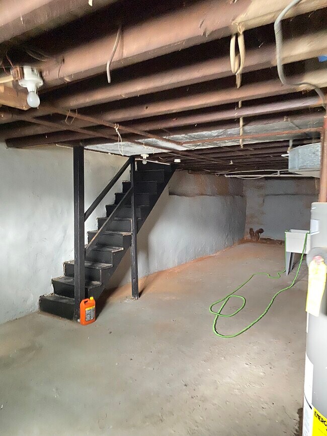 Building Photo - 2229 W Dauphin St