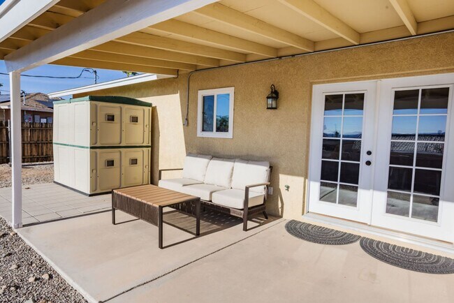 Building Photo - Your Year-Round Retreat in LHC!