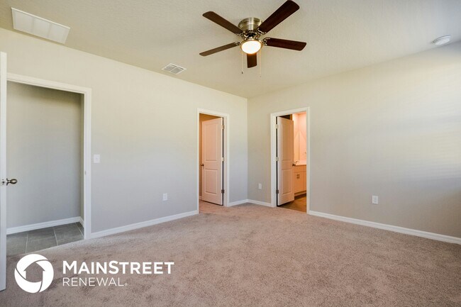 Building Photo - 1074 Oak Vly Dr