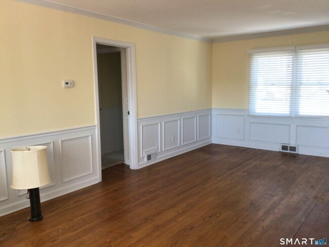 Building Photo - 15 Bon Air Ave