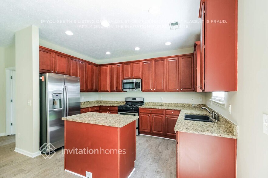 Building Photo - 1128 Aqua Shore Dr