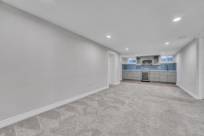 Building Photo - $3,695.00, $300 OFF First Months' Rent - 4 Bedroom, 3 Bath, Single Family Home in Denver with Fin...