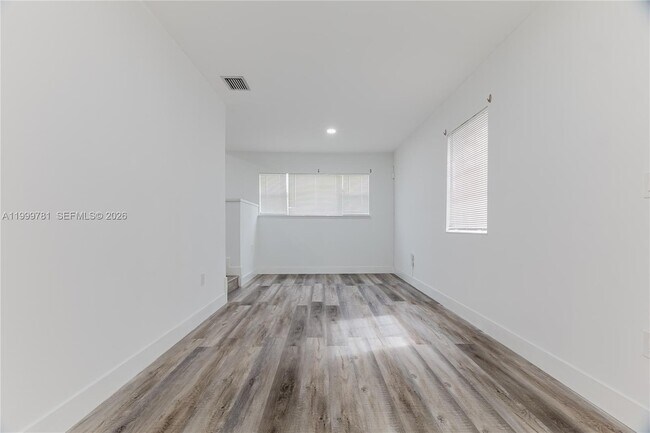 Building Photo - 1447 NW 101st St