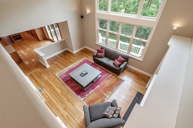 Building Photo - 2 Sunset Ridge