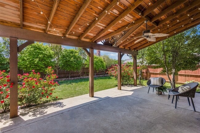 Building Photo - 7905 Purple Martin Way