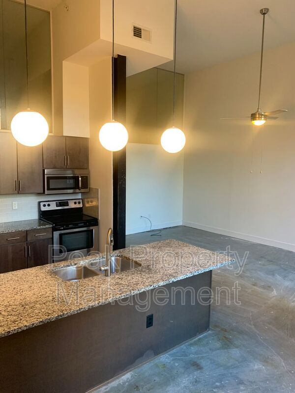 Building Photo - 1315 Hull Street Rd