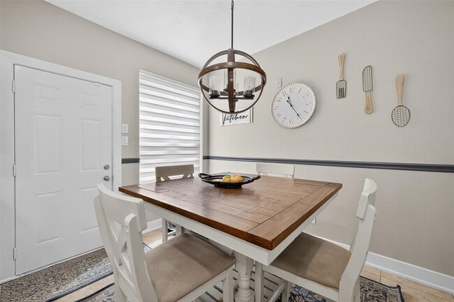 Building Photo - 3718 Garden Green Trail