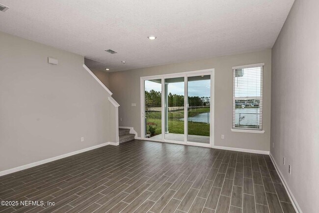 Building Photo - 10654 Towns Wy