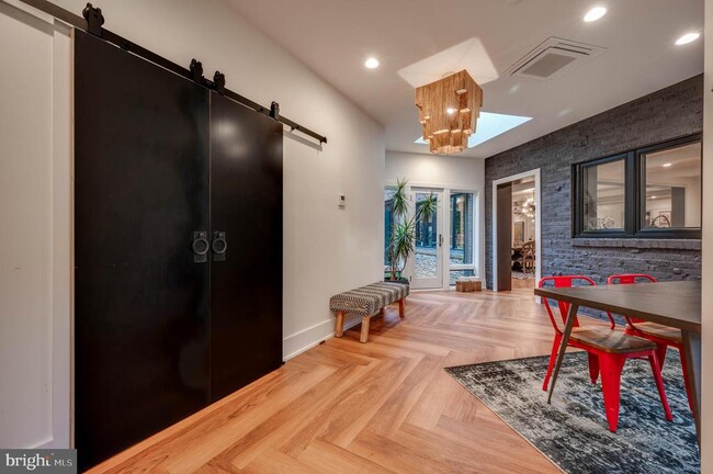 Building Photo - 3000 Caves Rd