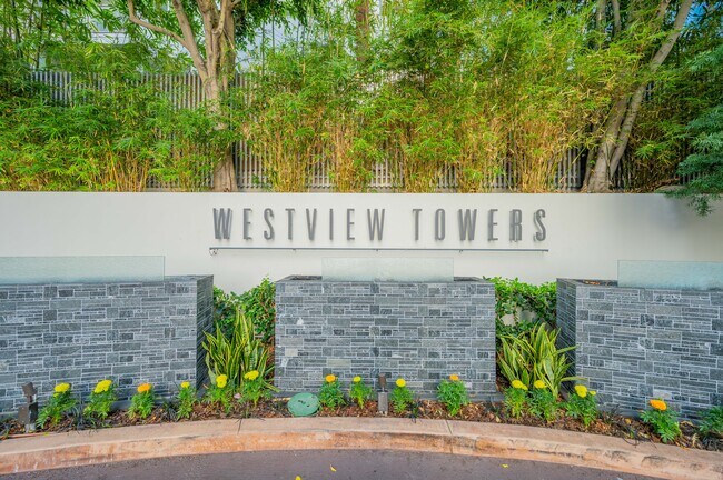 Valet Entrance - 1155 N La Cienega Blvd