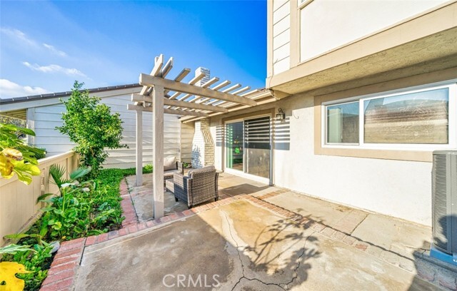 Building Photo - 42 Wetstone