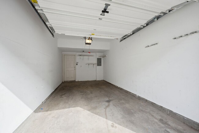 Building Photo - 5800 Tower Rd