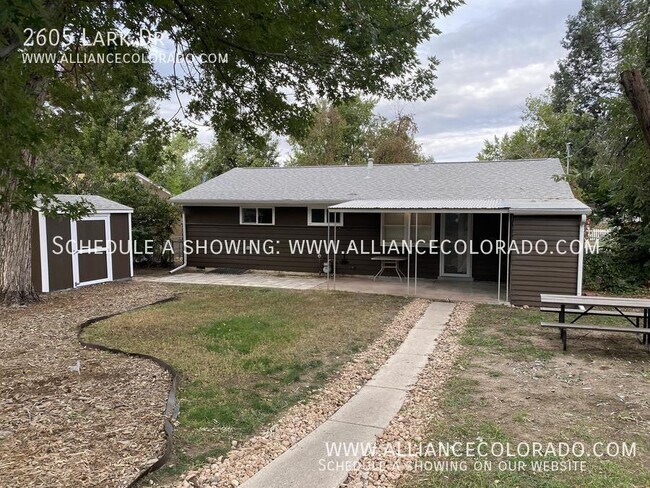 Building Photo - 2605 Lark Dr