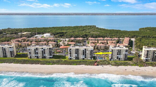 Building Photo - 7410 S Ocean Dr