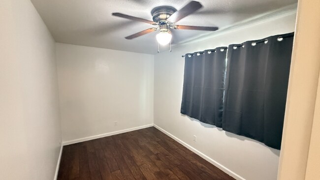 Building Photo - 2 Central Ave