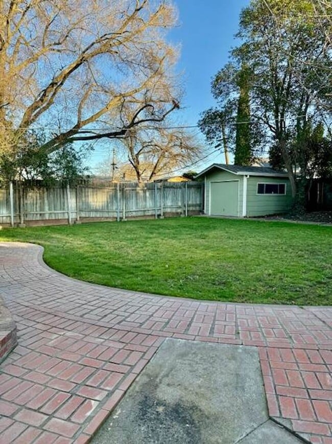 Building Photo - 4214 Zephyr Way