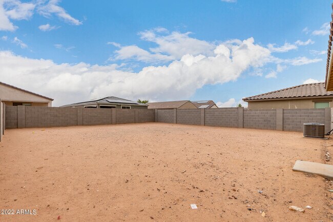 Building Photo - 1060 Palo Verde Ave