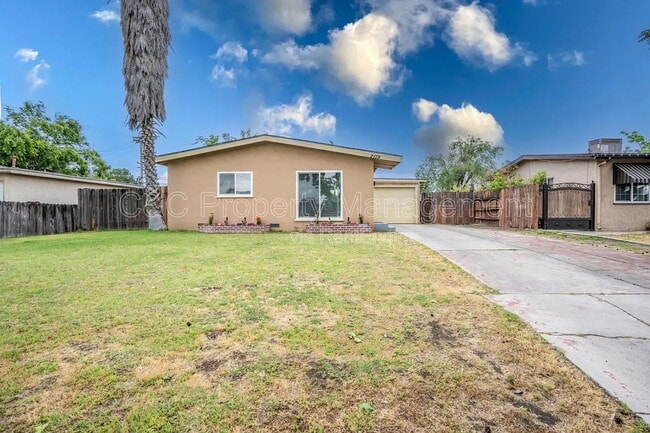 Building Photo - 2119 E Griffith Way