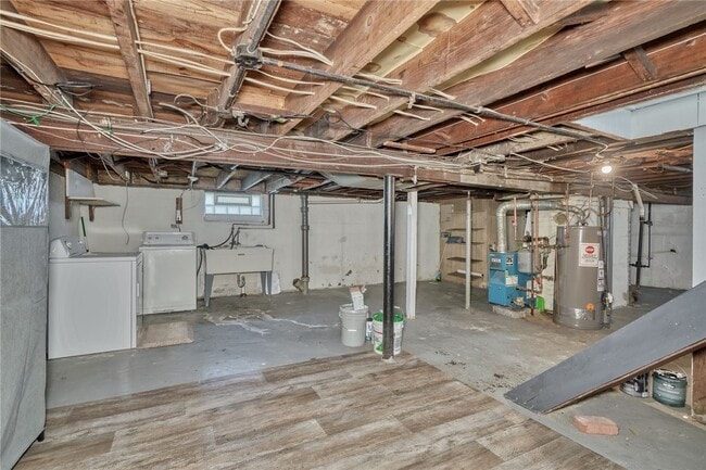 Building Photo - 4 Belford Dr