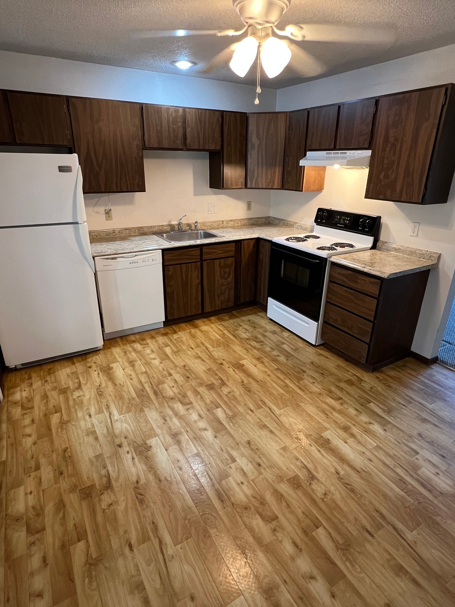 Building Photo - 161 Indian Trail Rd