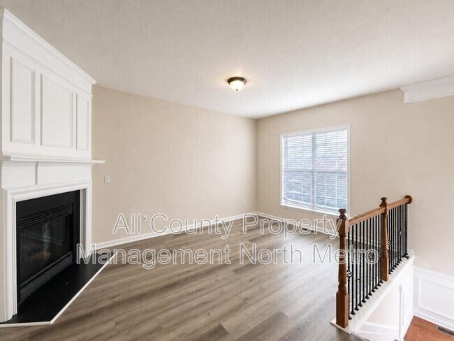 Building Photo - 1006 Whittington Way