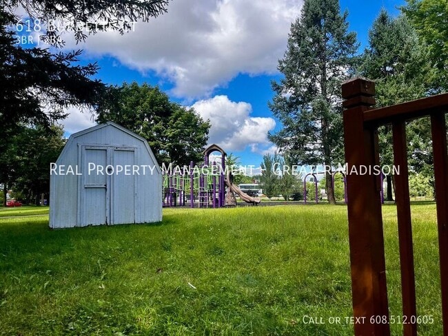 Building Photo - 618 Burdette Ct