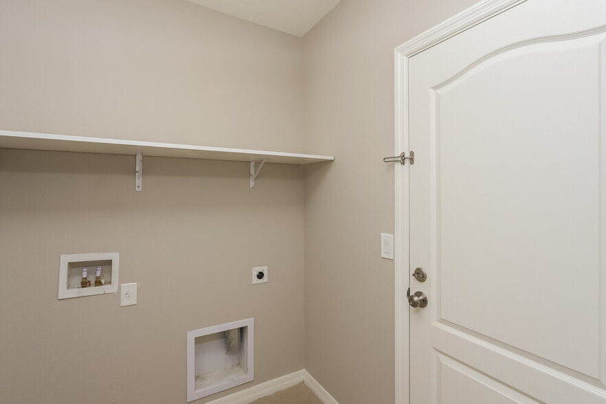 Building Photo - 3340 Tawny Grove Pl