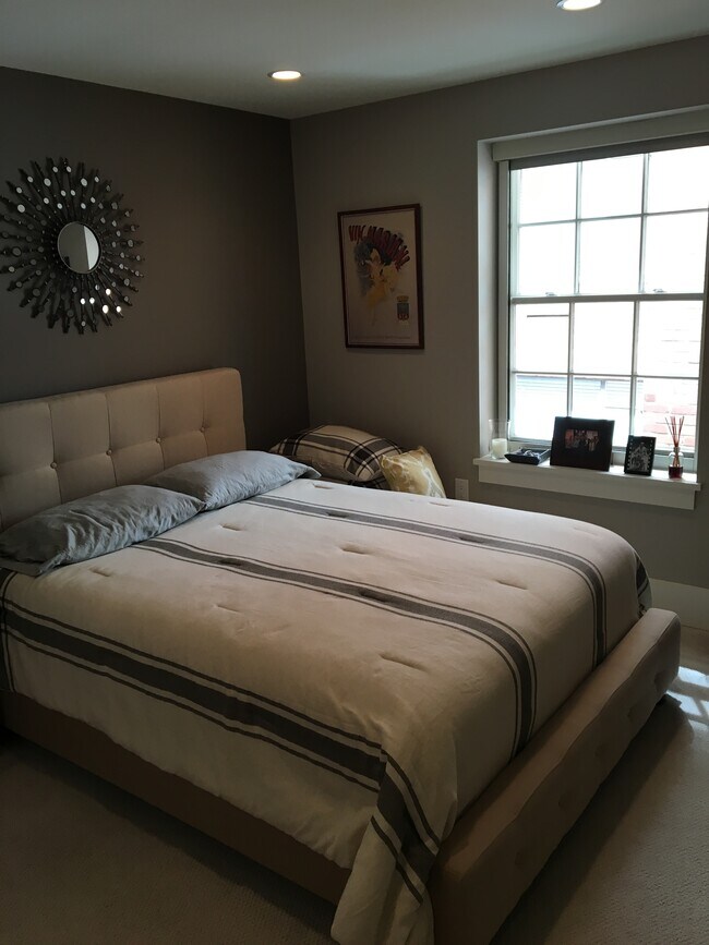 Building Photo - 2818 Connecticut Ave NW