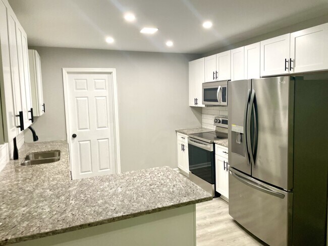 Building Photo - 5019 Peach Mountain Cir