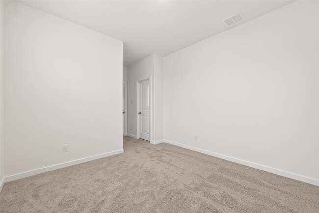 Building Photo - 3203 Home Ct