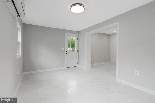 Building Photo - 5511 Callander Dr