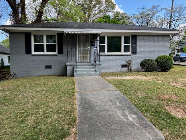 Building Photo - 1201 Westview Dr SW