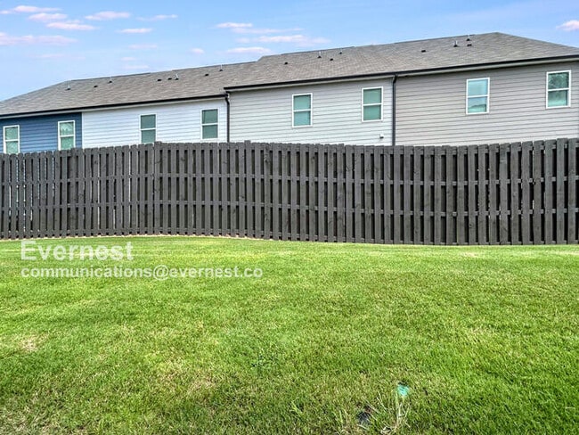 Building Photo - 4708 Fairfax Dr