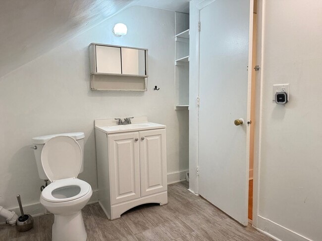 Building Photo - 3 Bedroom, 2 Bath Home in Manheim - Fenced...