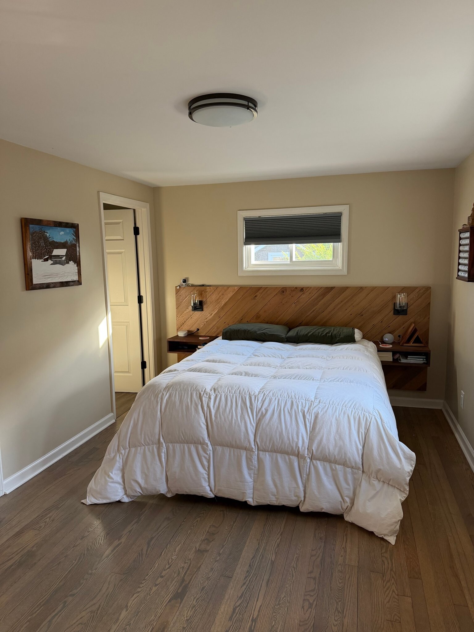 Building Photo - 33 Church Rd