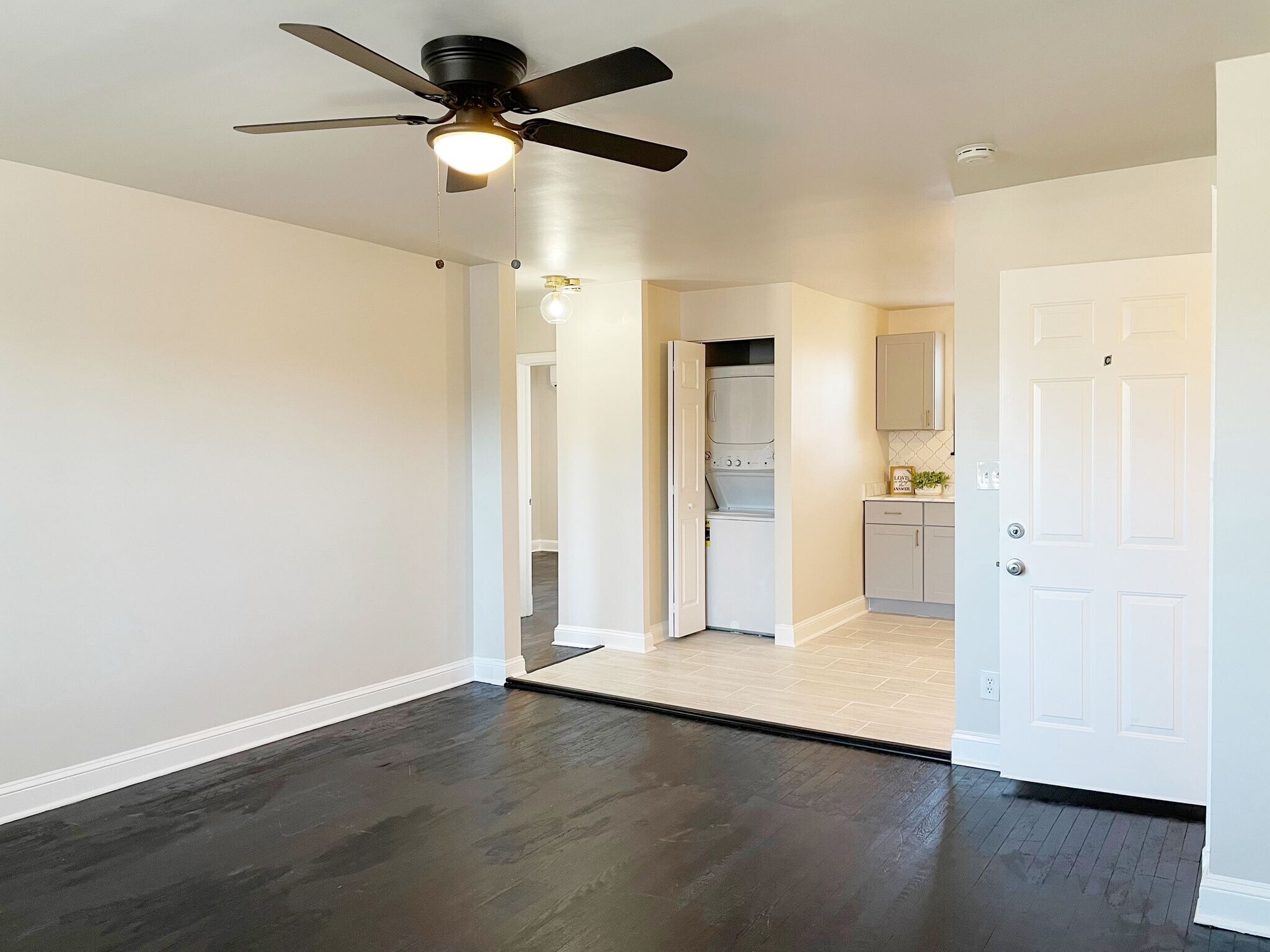 Building Photo - 500 5th St