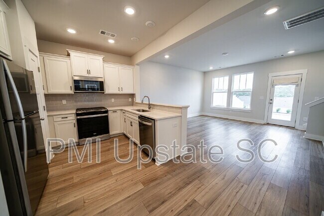 Building Photo - 181 Dalmatian Dr