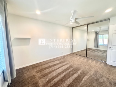 Building Photo - Luxury Living Made Easy: Your Tustin 2-Bedroom Condo Awaits with a Pool and Tennis Courts