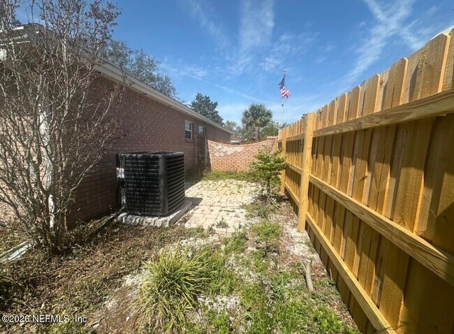 Building Photo - 12558 Glamdring Ct