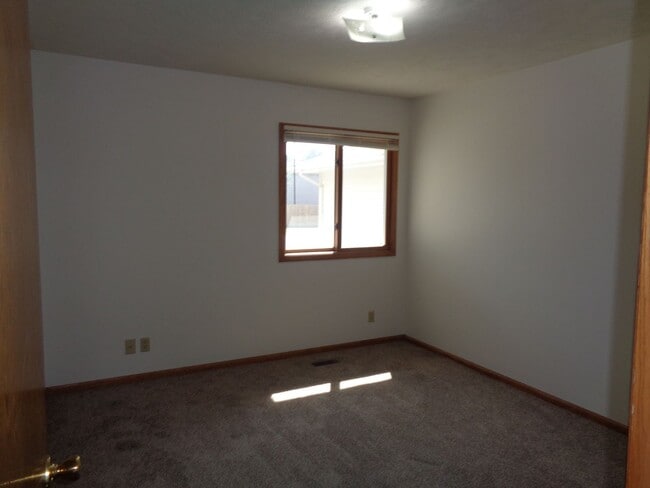 Building Photo - 1230 W Washington St