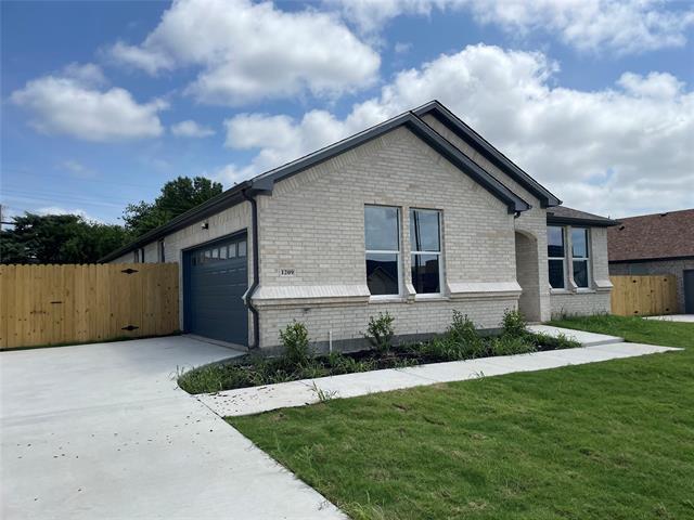 Building Photo - 1209 Gannon Ln