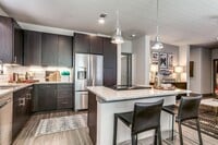 Building Photo - Oro Stone Oak