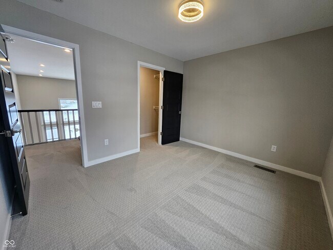 Building Photo - 228 Oakhurst Wy