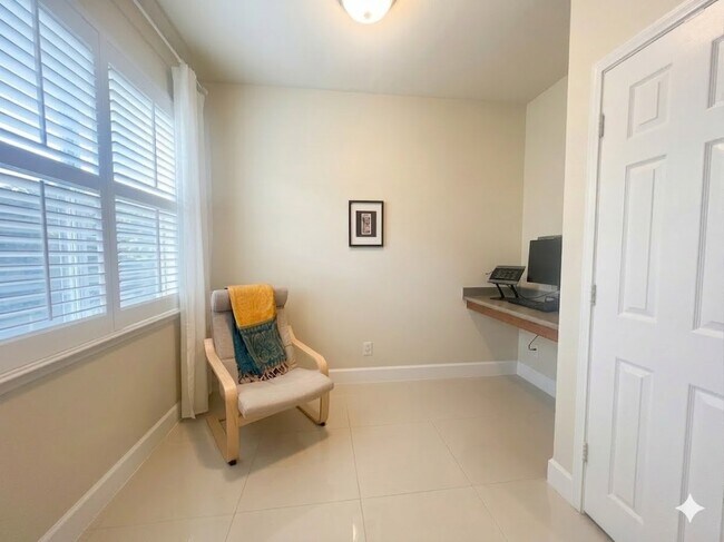 Building Photo - 12707 Boheme Dr