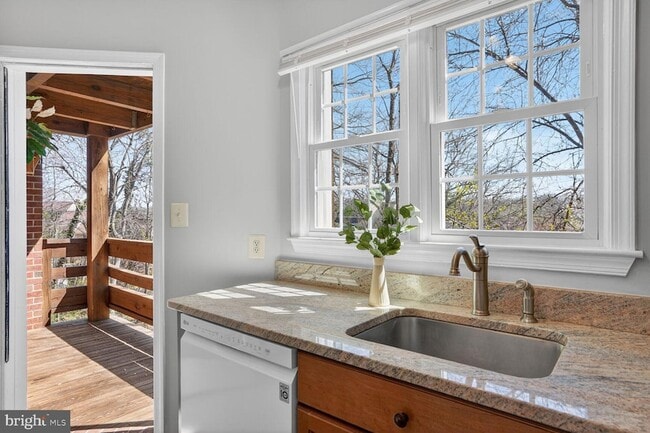 Building Photo - 11116 Beaver Trail Ct