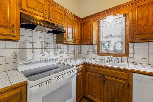 Building Photo - 10527 W Texas St