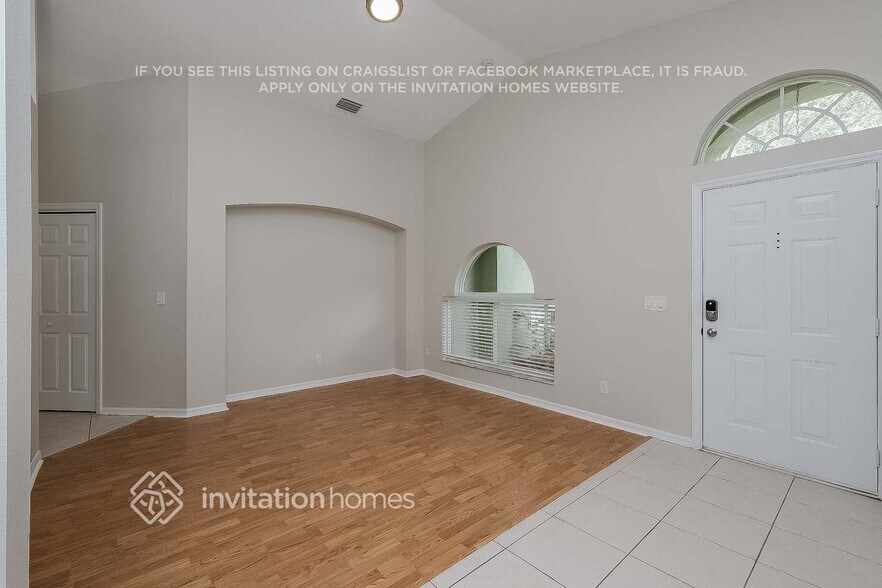 Building Photo - 2618 Brookville Dr