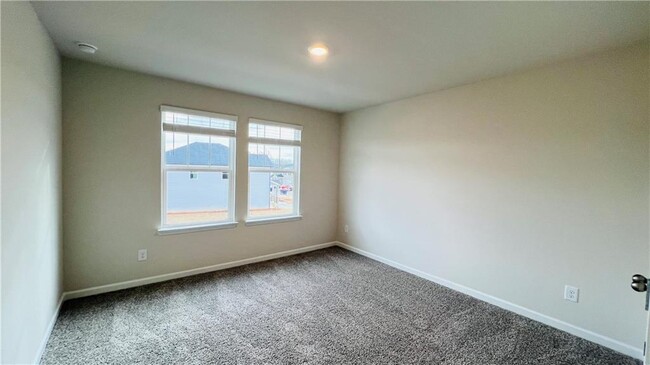 Building Photo - 6056 Hickory Crk Ct