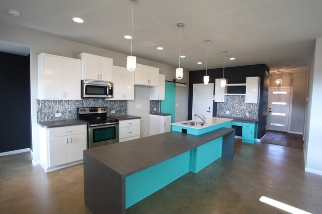 Building Photo - Playful, Modern Home - Deer Creek Schools,...